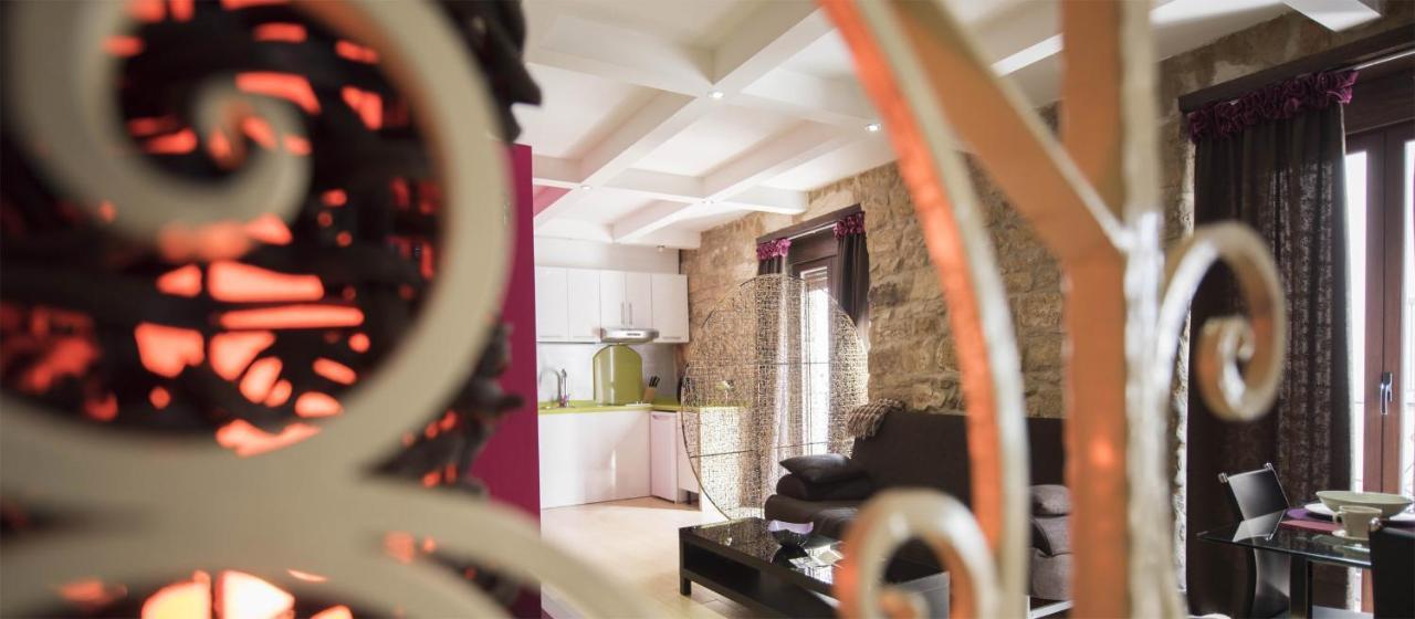 Fuente Redonda Apartment *